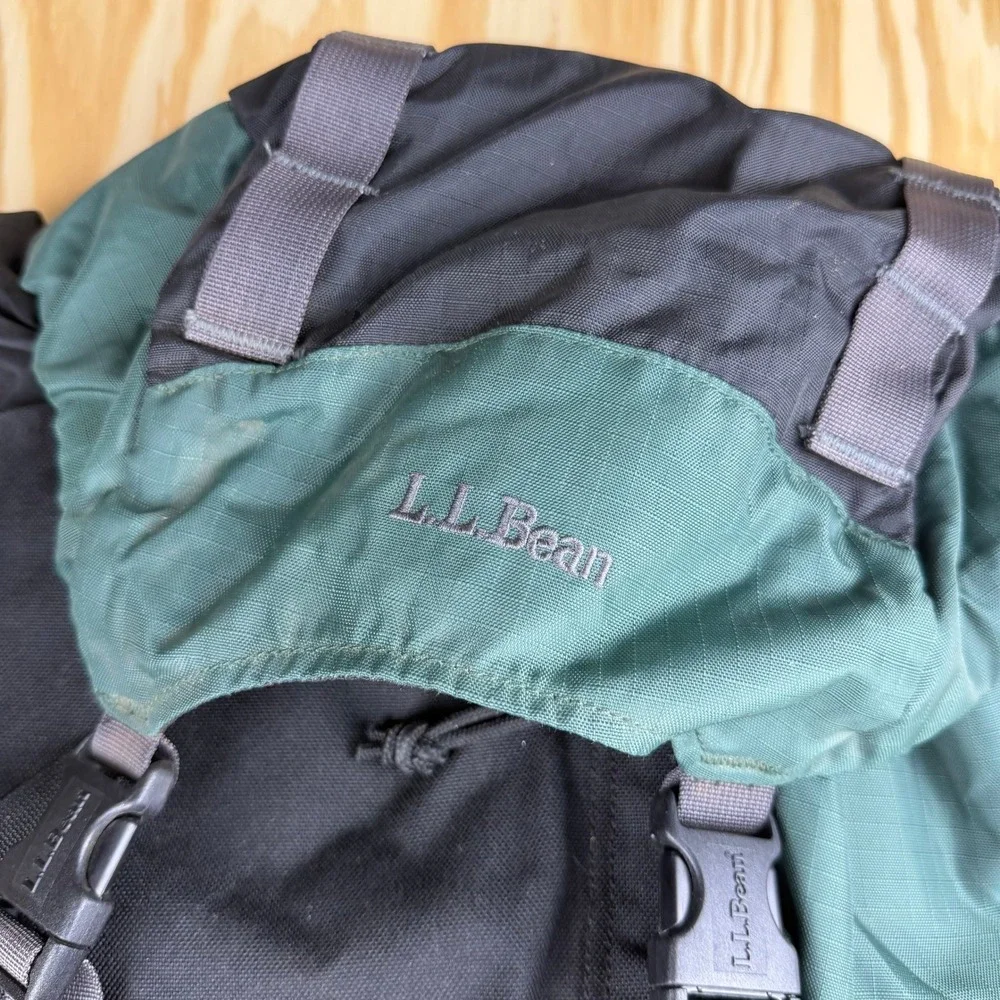 LL Bean Hiking Backpack Internal Frame Green Black Ripstop Nylon Rucksack